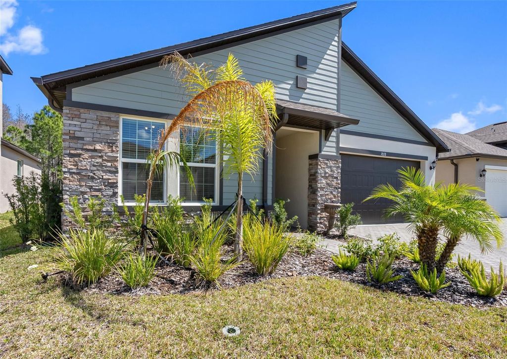 Image 41 of property listing at 18178 SERENE LAKE LOOP, Lutz, FL 33548