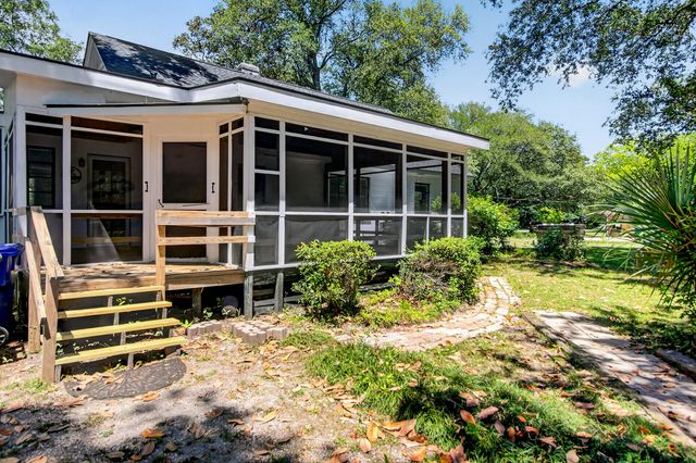 1663 Pinckney Park Drive, Charleston, SC 29407
