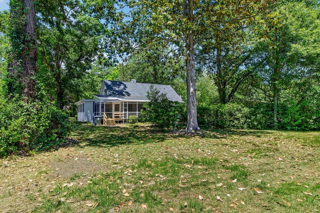1663 Pinckney Park Drive, Charleston, SC 29407