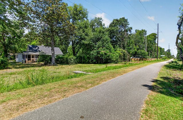 1663 Pinckney Park Drive, Charleston, SC 29407