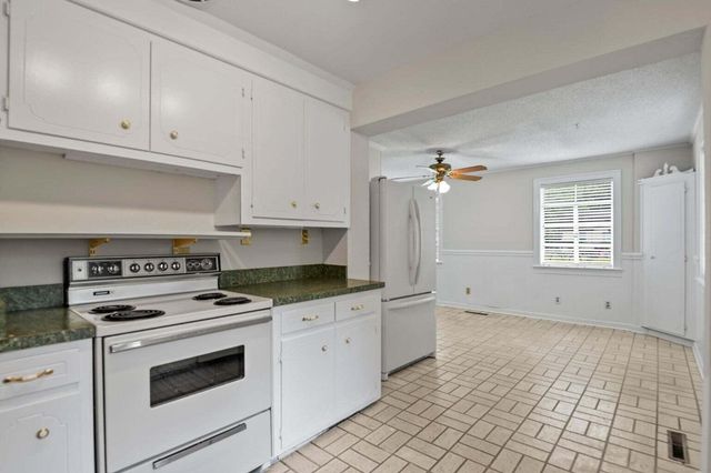 1663 Pinckney Park Drive, Charleston, SC 29407
