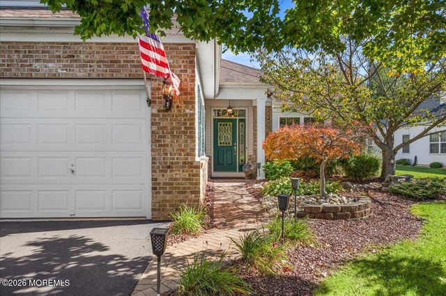 122 Orleans Road, Monroe, NJ 08831