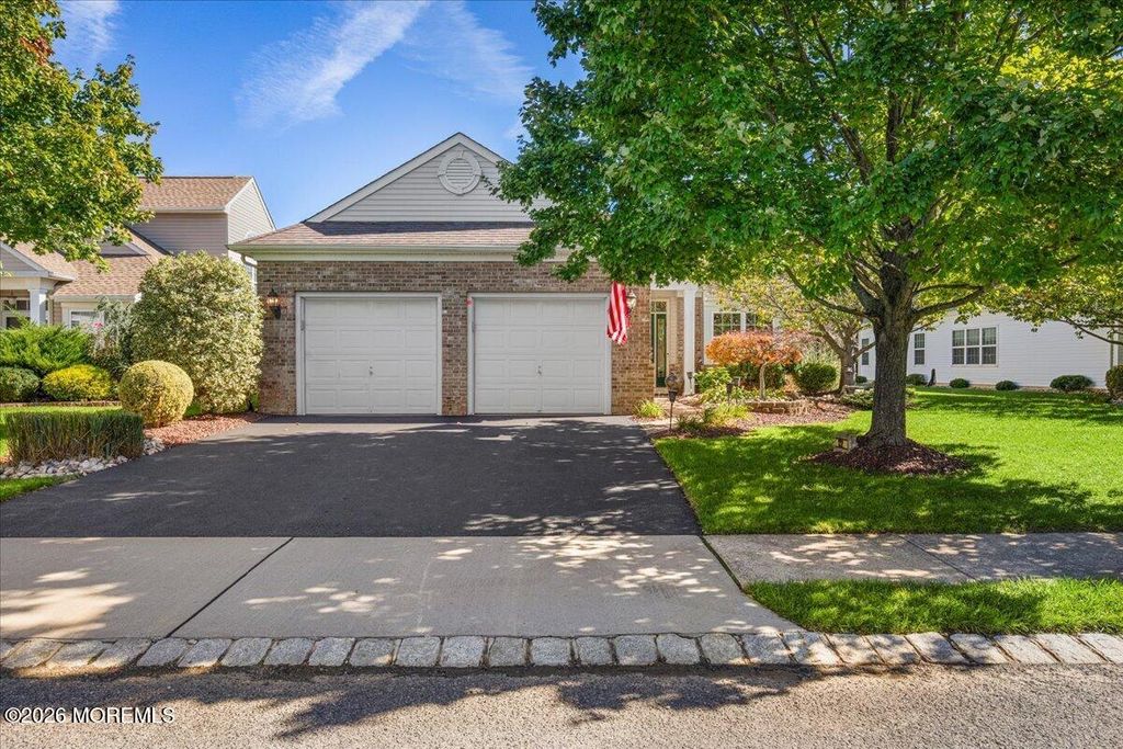 122 Orleans Road, Monroe, NJ 08831