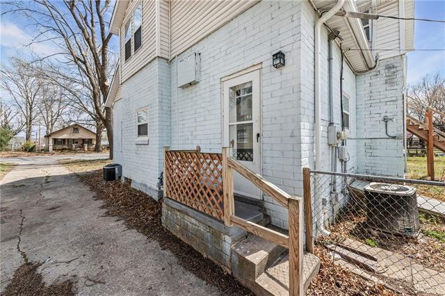 2104 S Norwood Avenue, Independence, MO 64052