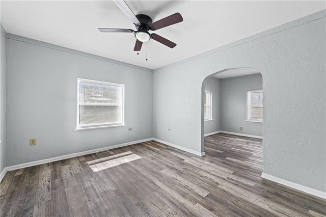 2104 S Norwood Avenue, Independence, MO 64052