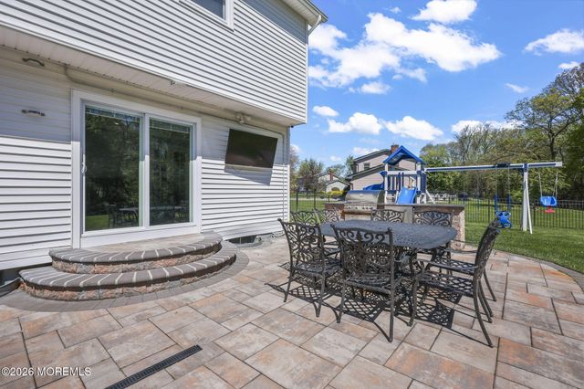 52 Hibernia Way, Freehold, NJ 07728