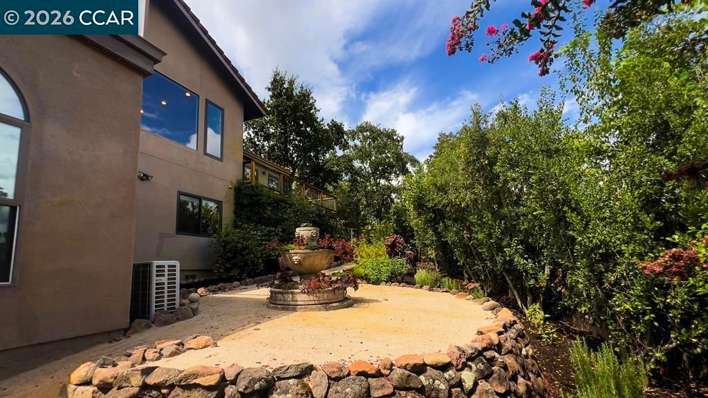 Image 48 of property listing at 800 Hamilton Dr, Pleasant Hill, CA 94523