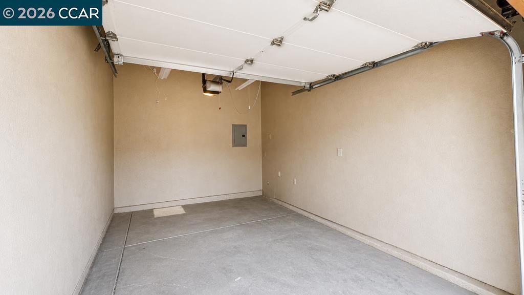 Image 62 of property listing at 800 Hamilton Dr, Pleasant Hill, CA 94523