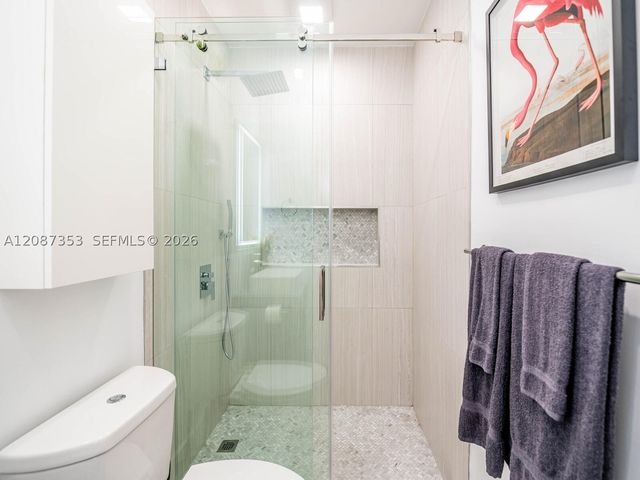 726 8th St, Miami Beach, FL 33139