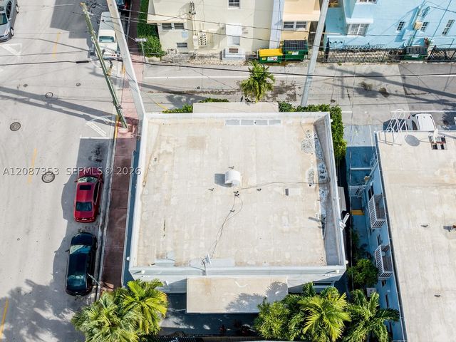 726 8th St, Miami Beach, FL 33139
