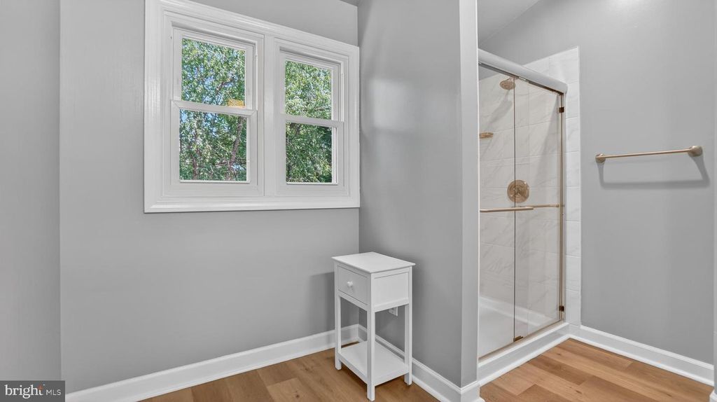Image 32 of property listing at 2812 BRITE CT, Crofton, MD 21114