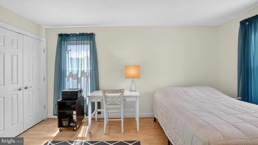 Image 34 of property listing at 2812 BRITE CT, Crofton, MD 21114
