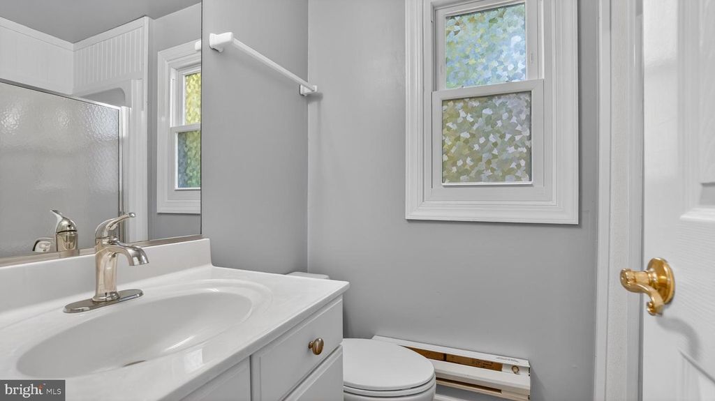 Image 43 of property listing at 2812 BRITE CT, Crofton, MD 21114