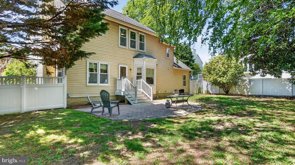 Image 51 of property listing at 2812 BRITE CT, Crofton, MD 21114
