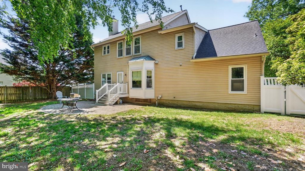 Image 52 of property listing at 2812 BRITE CT, Crofton, MD 21114