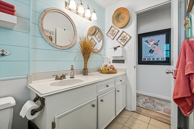 1300 Blue Heron, Bayou Vista, TX 77563