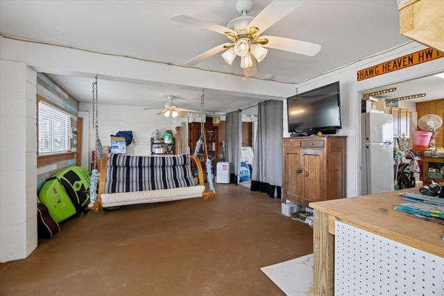 1300 Blue Heron, Bayou Vista, TX 77563