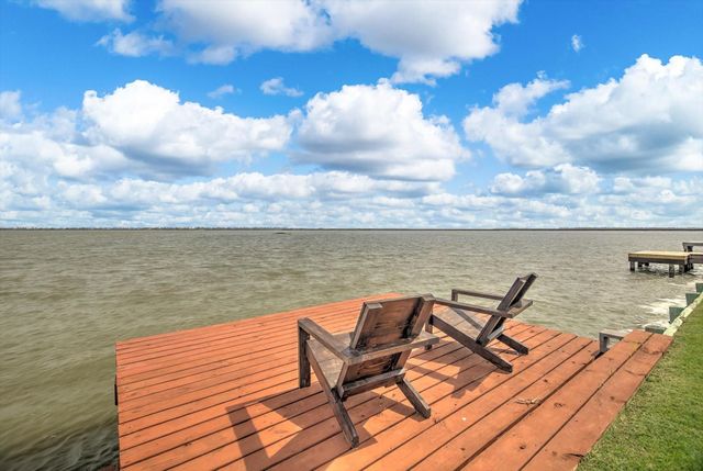 1300 Blue Heron, Bayou Vista, TX 77563