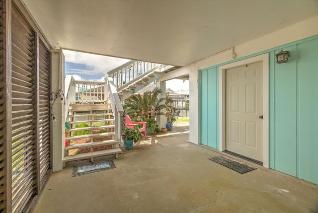 1300 Blue Heron, Bayou Vista, TX 77563