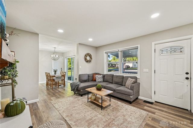 2118 Van Oss Drive, Beavercreek, OH 45431