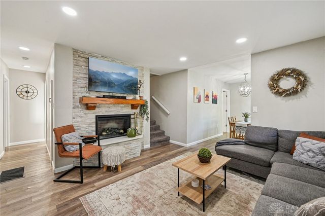 2118 Van Oss Drive, Beavercreek, OH 45431