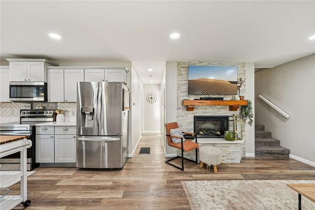 2118 Van Oss Drive, Beavercreek, OH 45431