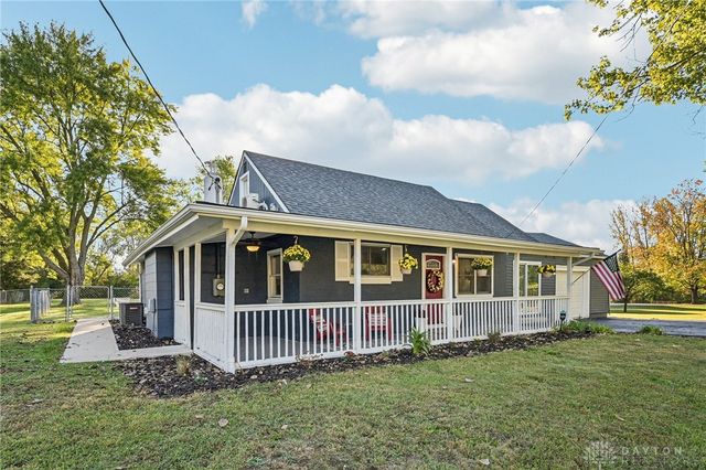 2118 Van Oss Drive, Beavercreek, OH 45431