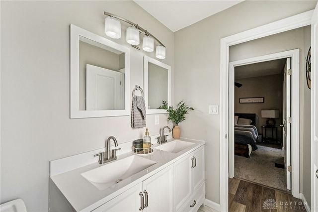 2118 Van Oss Drive, Beavercreek, OH 45431