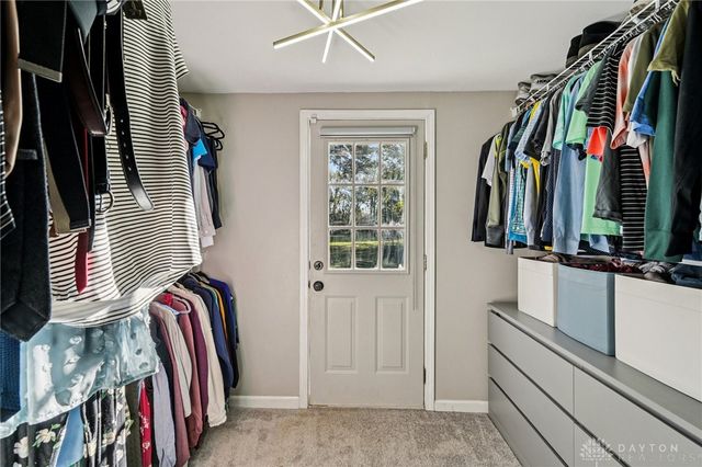 2118 Van Oss Drive, Beavercreek, OH 45431