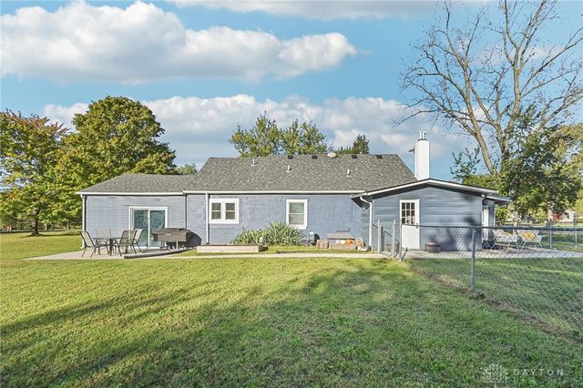 2118 Van Oss Drive, Beavercreek, OH 45431