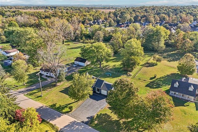 2118 Van Oss Drive, Beavercreek, OH 45431