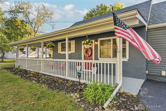 2118 Van Oss Drive, Beavercreek, OH 45431