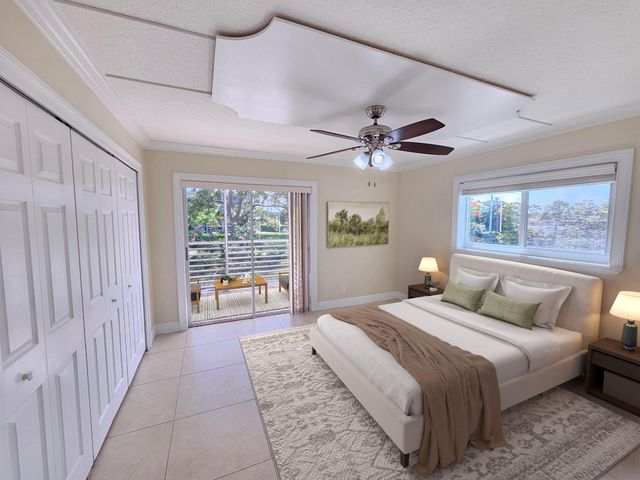 2562 Garden Drive N 202, Lake Worth Beach, FL 33461