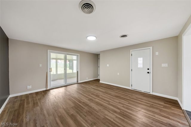 208 S Roanoke Avenue, Youngstown, OH 44515