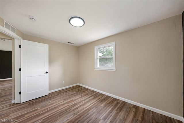 208 S Roanoke Avenue, Youngstown, OH 44515