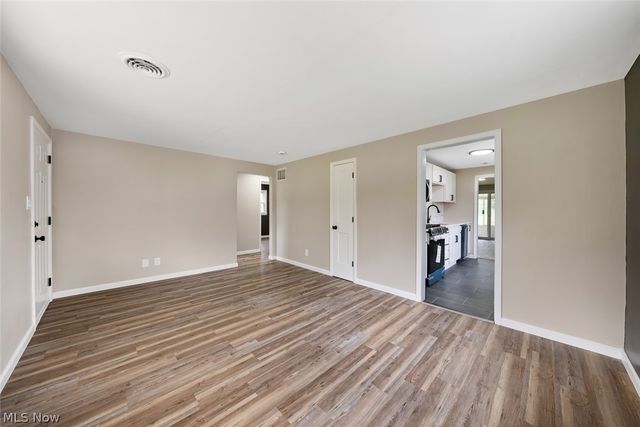 208 S Roanoke Avenue, Youngstown, OH 44515