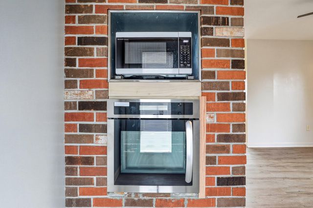 70070 Kenmore Drive, Ontwa Twp, MI 49112