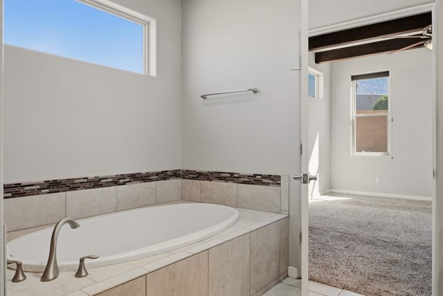 9503 Peak Vista Avenue NE, Albuquerque, NM 87122