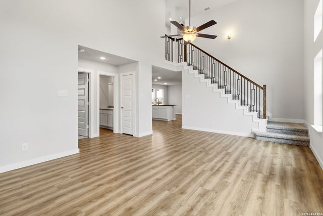 615 River Run Way, San Antonio, TX 78219