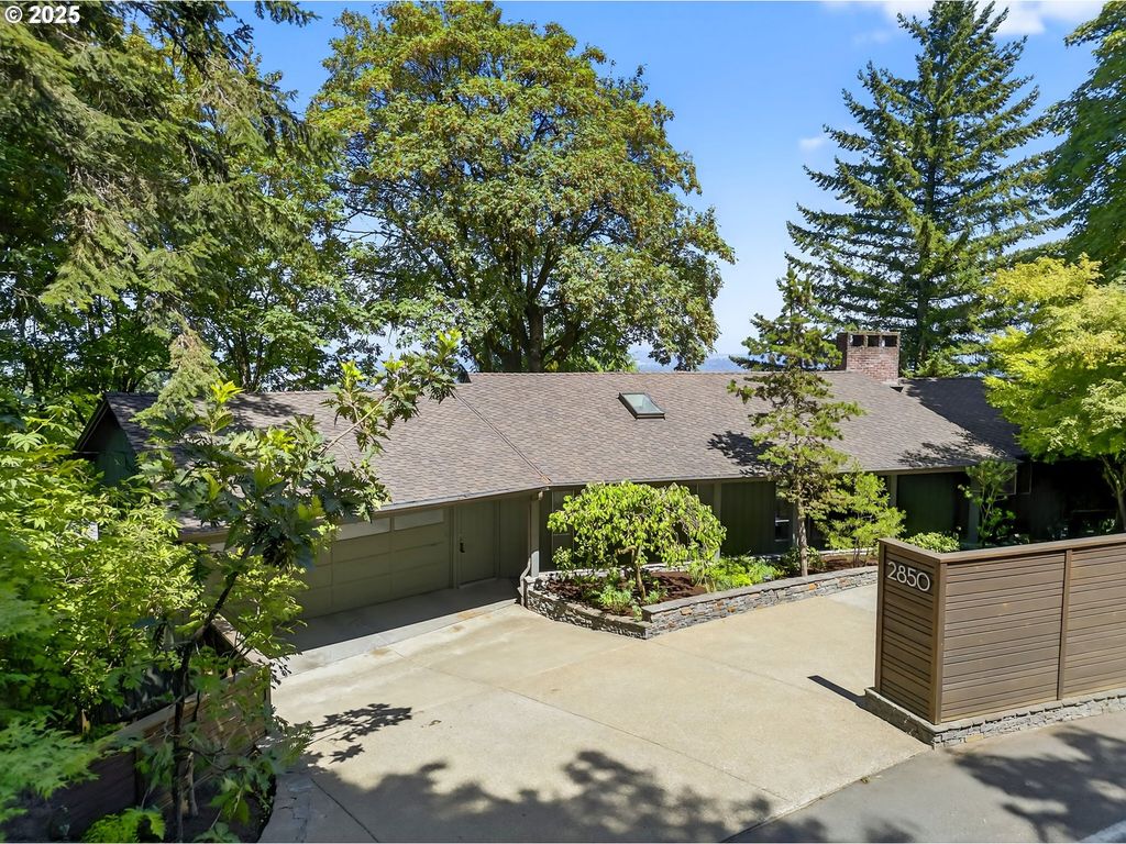 2850 Sw FAIRMOUNT Blvd, Portland, OR 97239