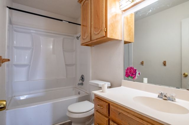 5 Griffith Court, Terrell, TX 75160