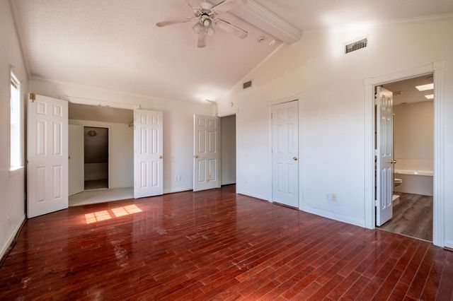 5 Griffith Court, Terrell, TX 75160