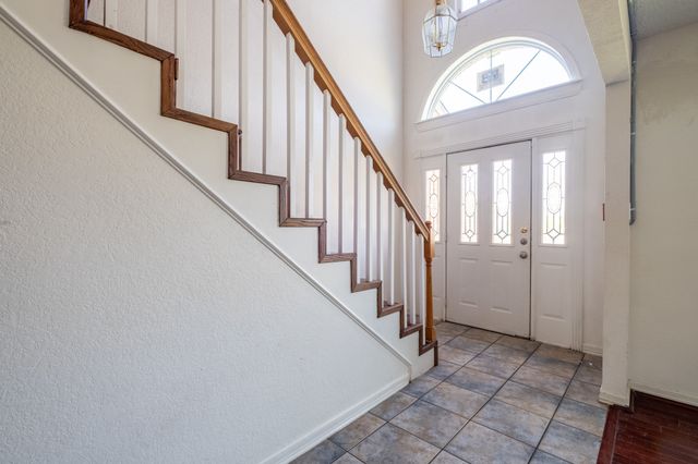 5 Griffith Court, Terrell, TX 75160