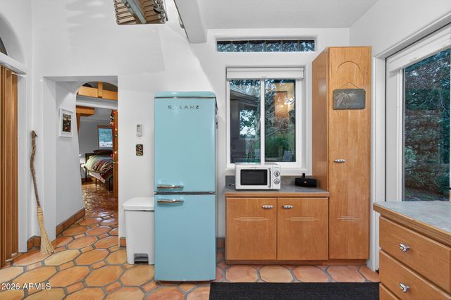 230 Table Top Road, Sedona, AZ 86336