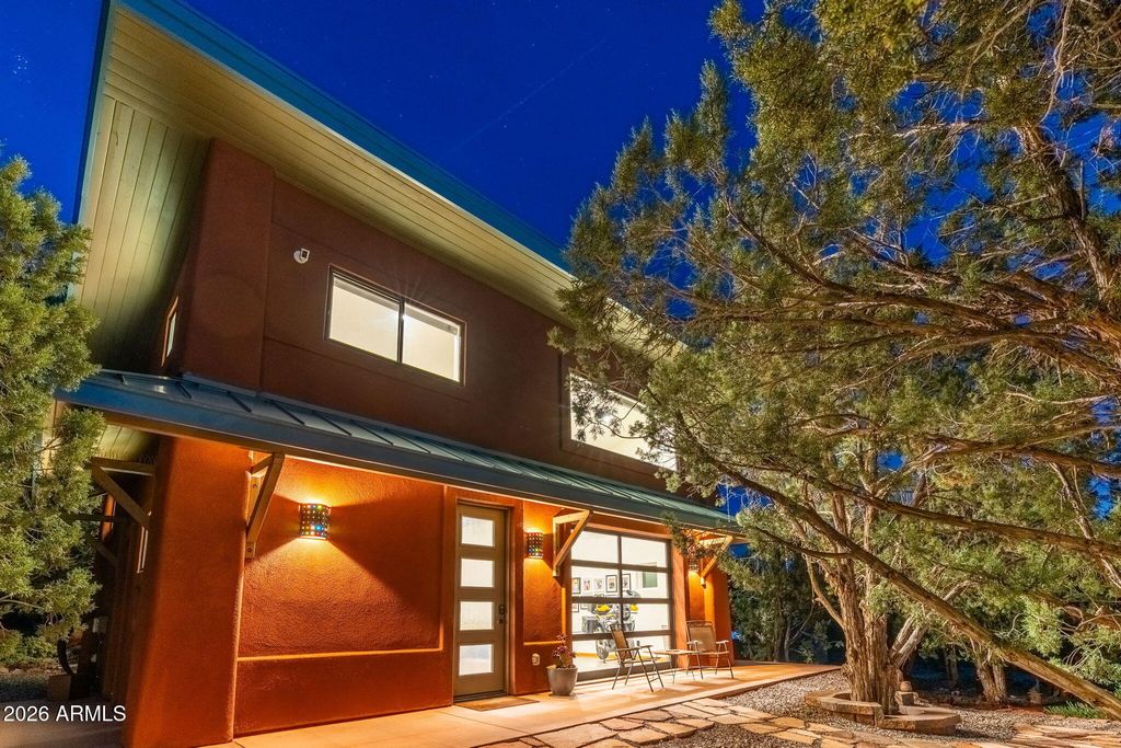 Image 36 of property listing at 230 Table Top Road, Sedona, AZ 86336