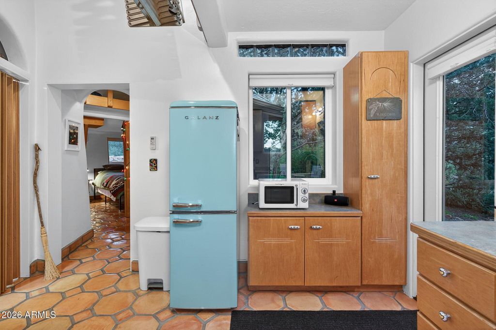 Image 61 of property listing at 230 Table Top Road, Sedona, AZ 86336
