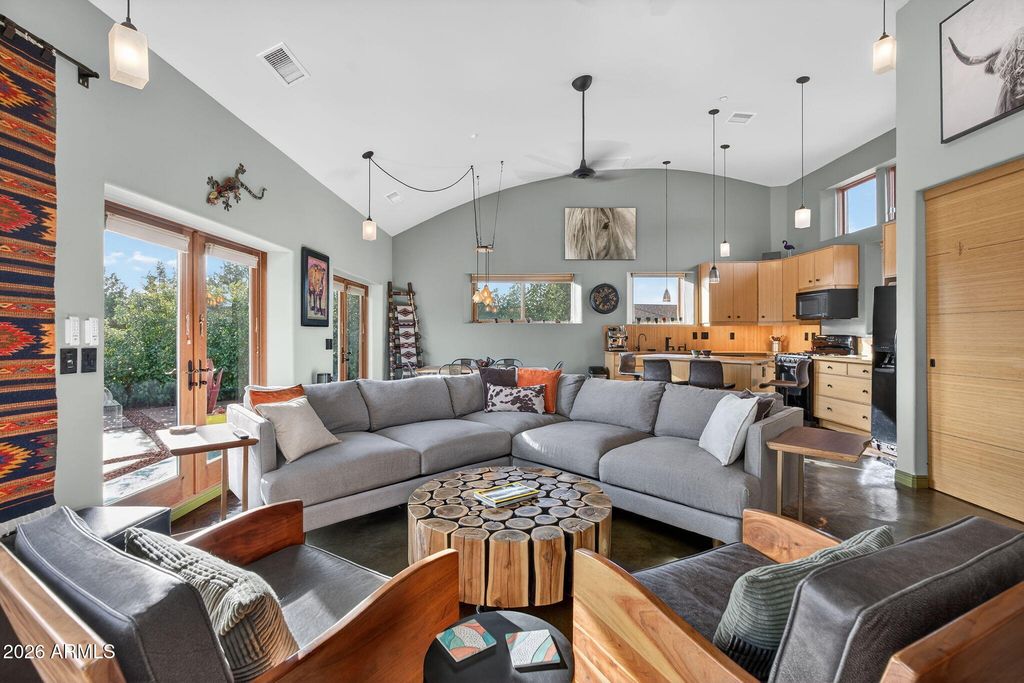 Image 7 of property listing at 230 Table Top Road, Sedona, AZ 86336