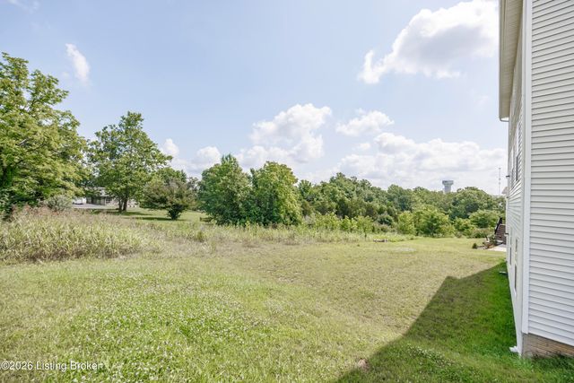 1803 Cherry Glen Dr, La Grange, KY 40031
