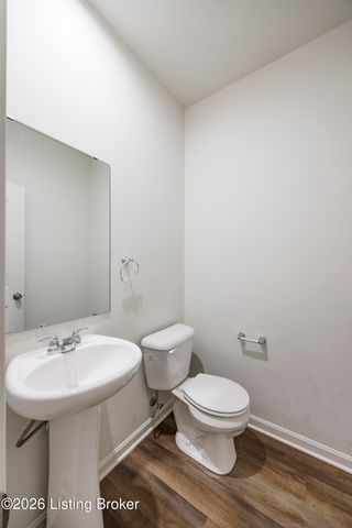 1803 Cherry Glen Dr, La Grange, KY 40031