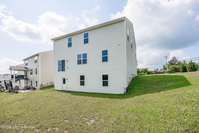 1803 Cherry Glen Dr, La Grange, KY 40031